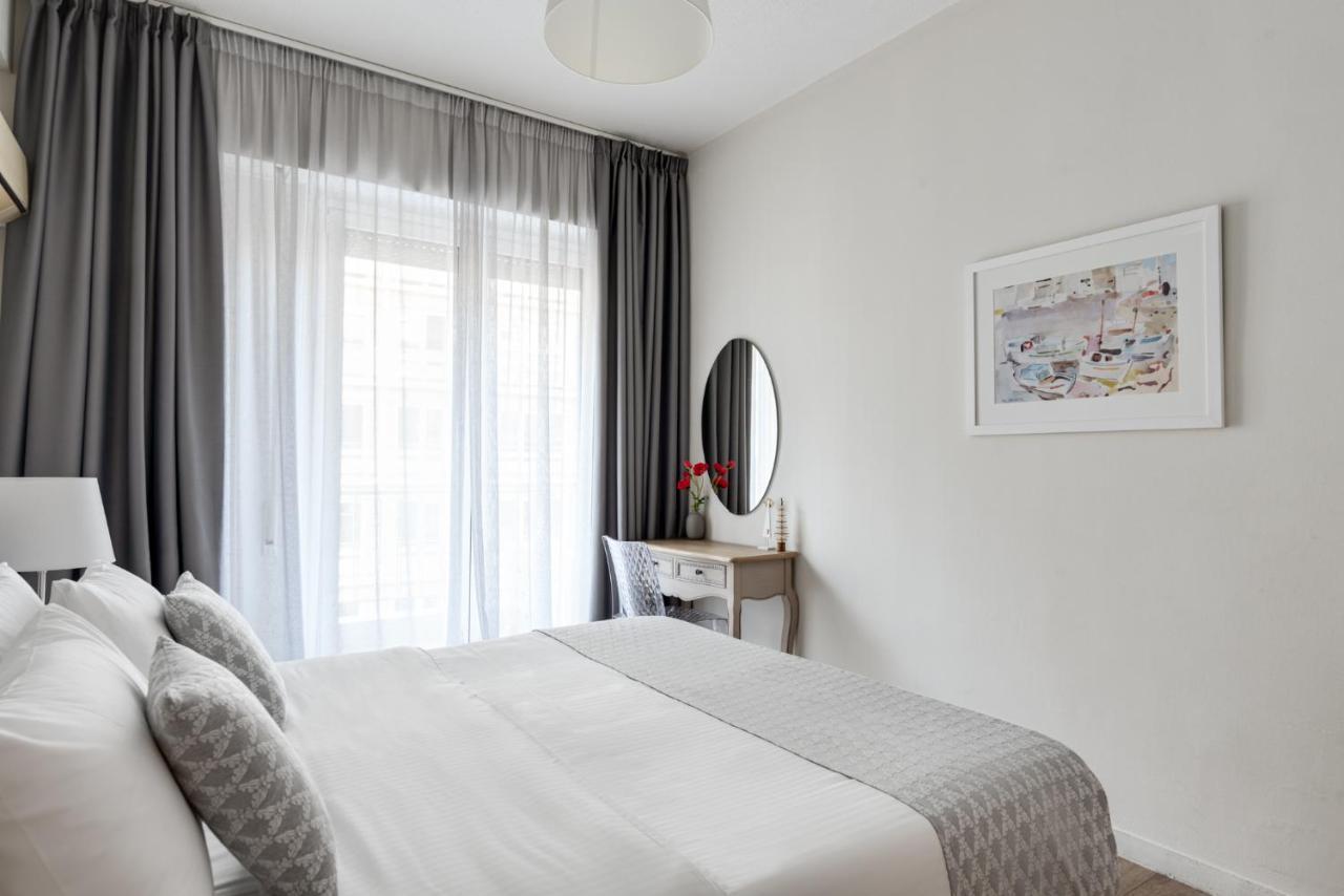 Syntagma Spotlight Residence Atene Esterno foto